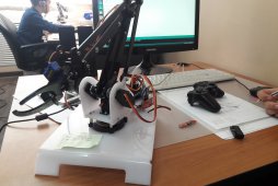 Робот рука манипулятор 5DOF на Arduino